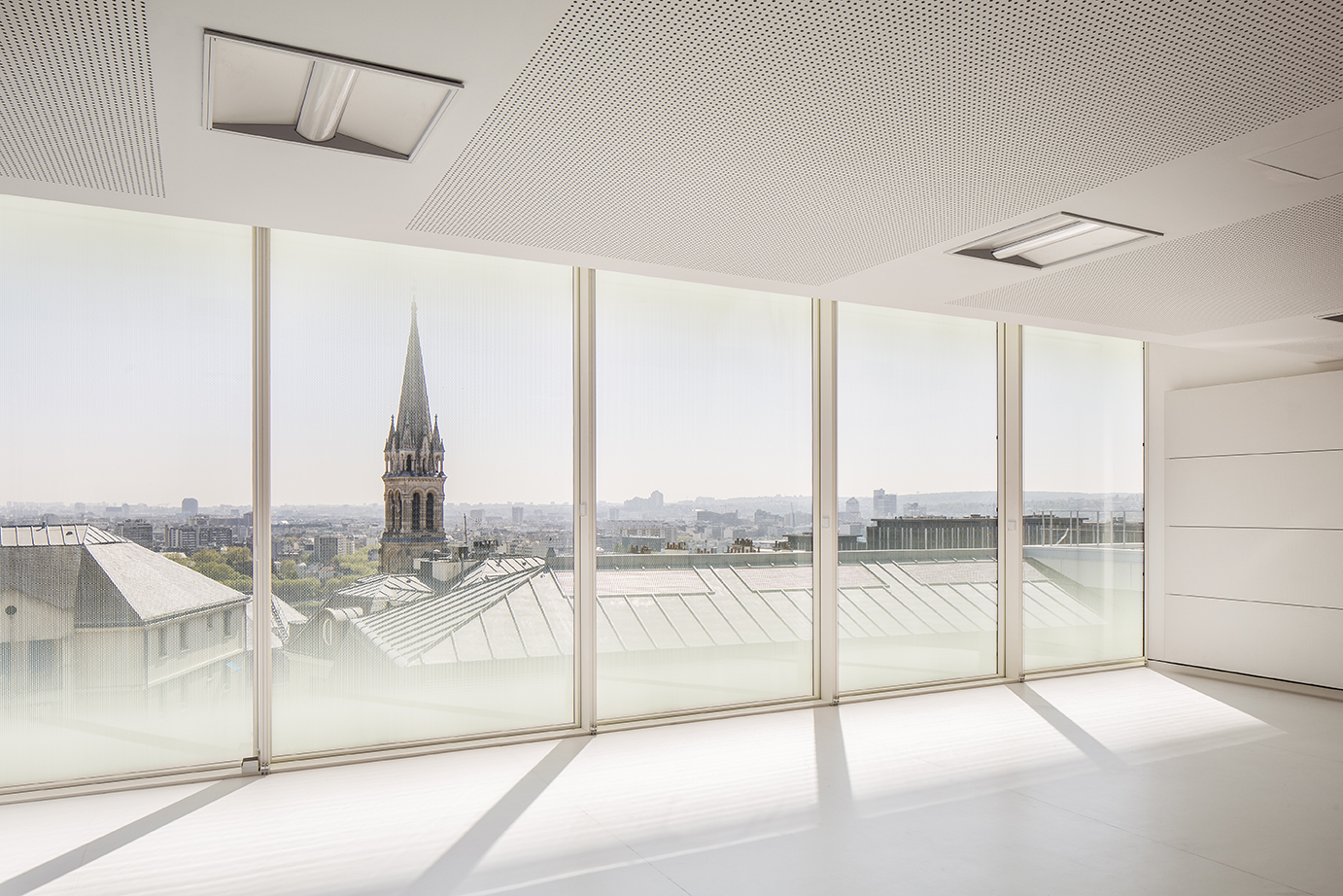 Michel Rémon & Associés - Inauguration: Hospital Center of the 4 Cities in Saint Cloud